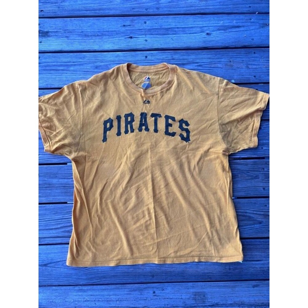 Pittsburgh Pirates Yellow Roberto Clemente T-shirt